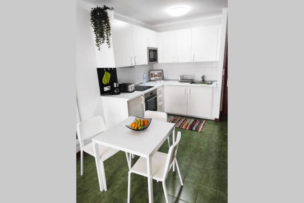 Apartamento Bellaloe Tías Eksteriør billede
